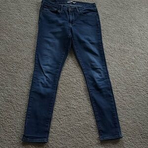 Women 711 skinny Levi jeans size 30